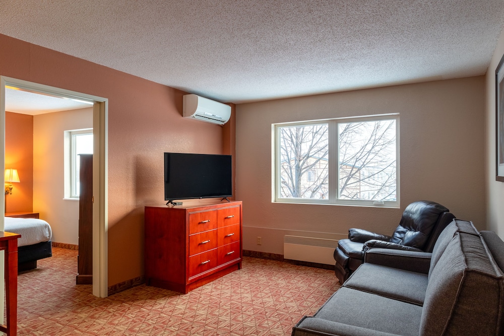 North Country Inn & Suite 30/44