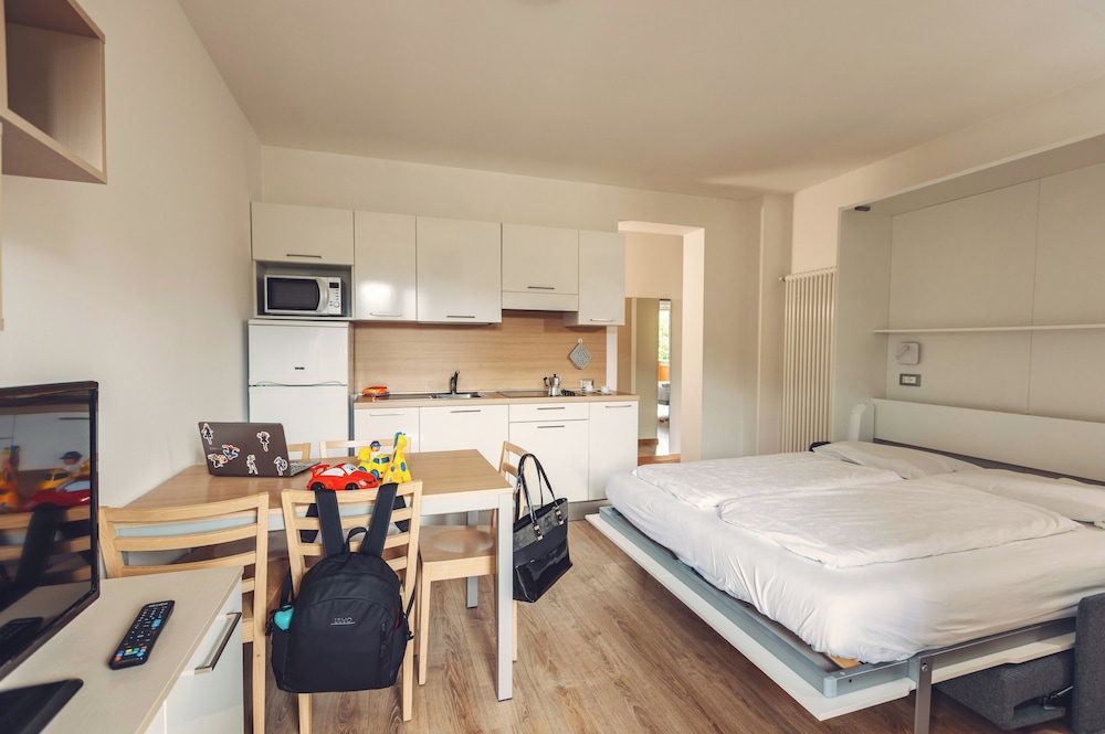 1 Bedroom, Panoramic, Apartment, 1 Double and 1 Single Bed, Murphy Bed, Valley View, Balcony، Residence Lagorai 6/8