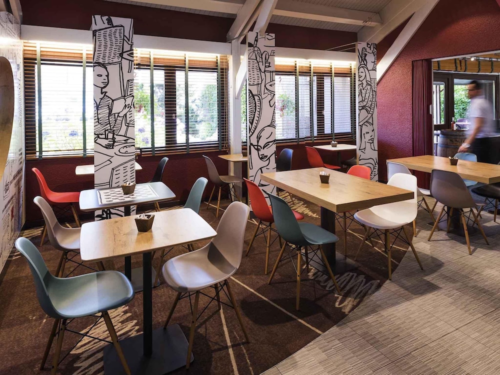Ibis Montbeliard 66/77