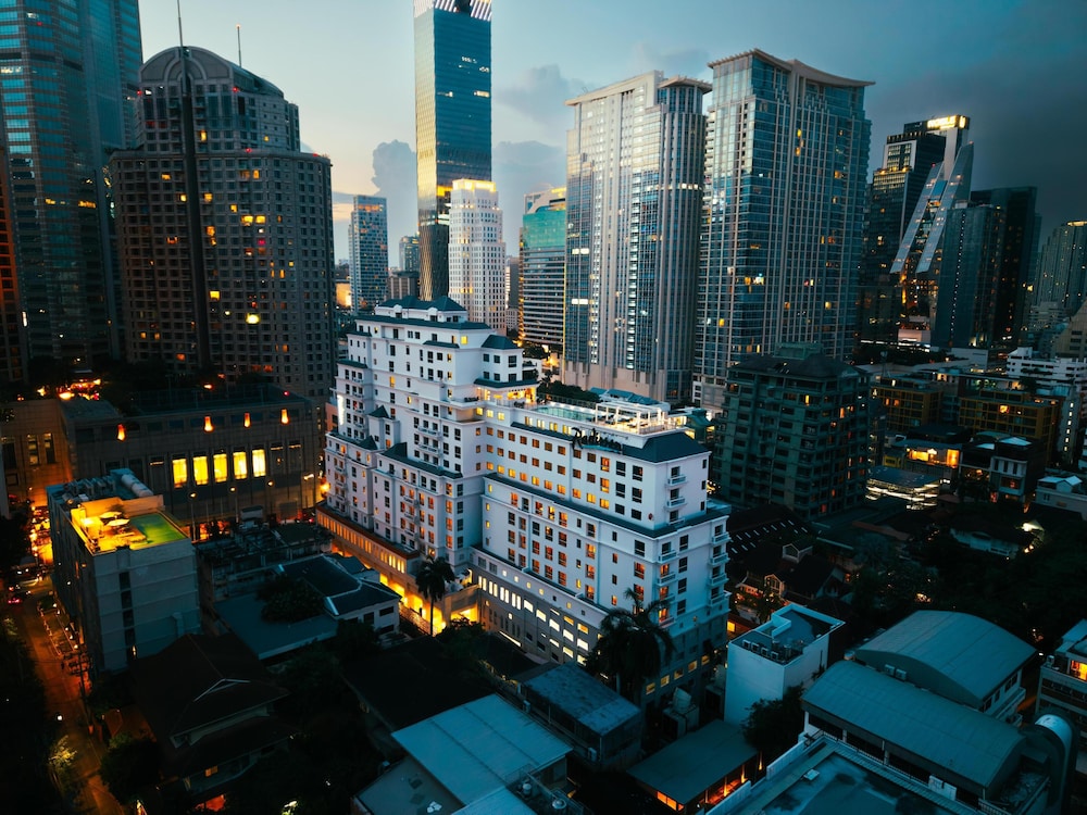 Radisson Hotel Chateau de Bangkok 4/48