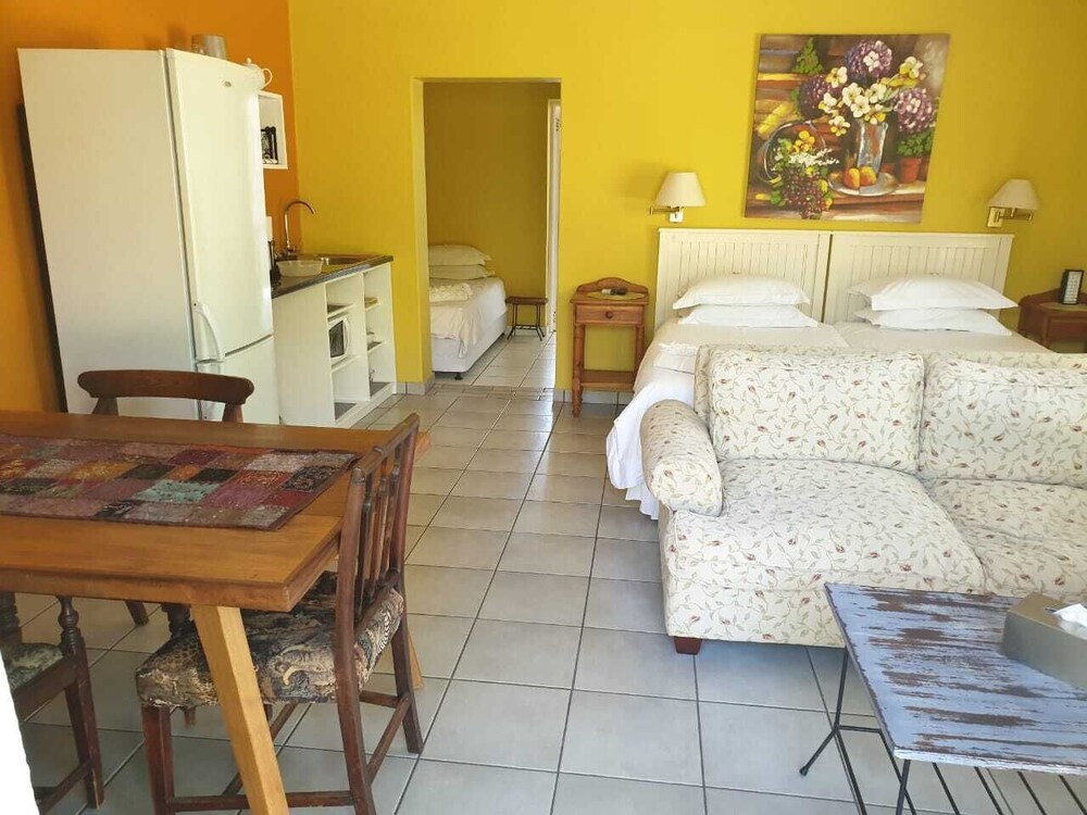 Springfontein Guest House 19/36