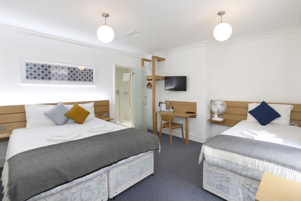 PRINCE WILLIAM HOTEL 22/55