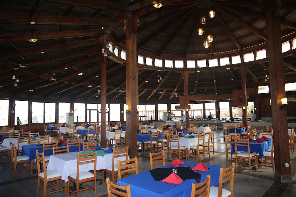 Laguna Beach Resort 17/23