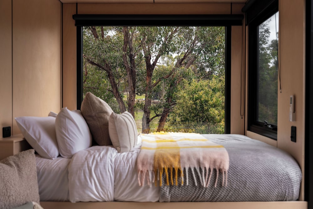 Cabin, Queen Bed