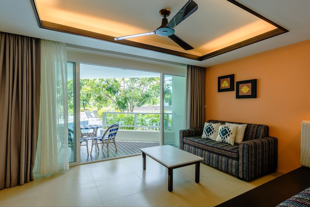 Anyavee Tubkaek Beach Resort 53/75