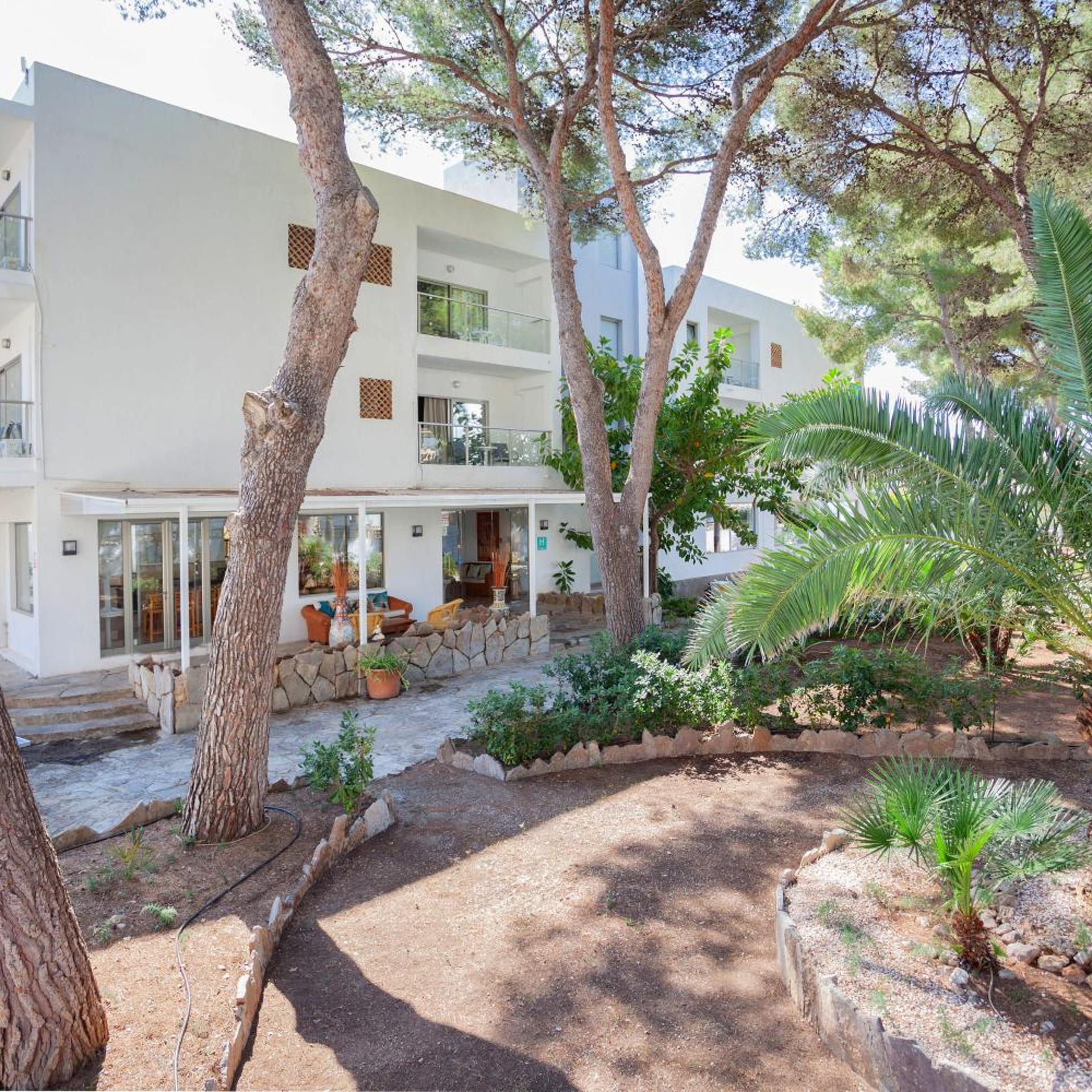 Petit Garden Hotel by Flacalco 40/50