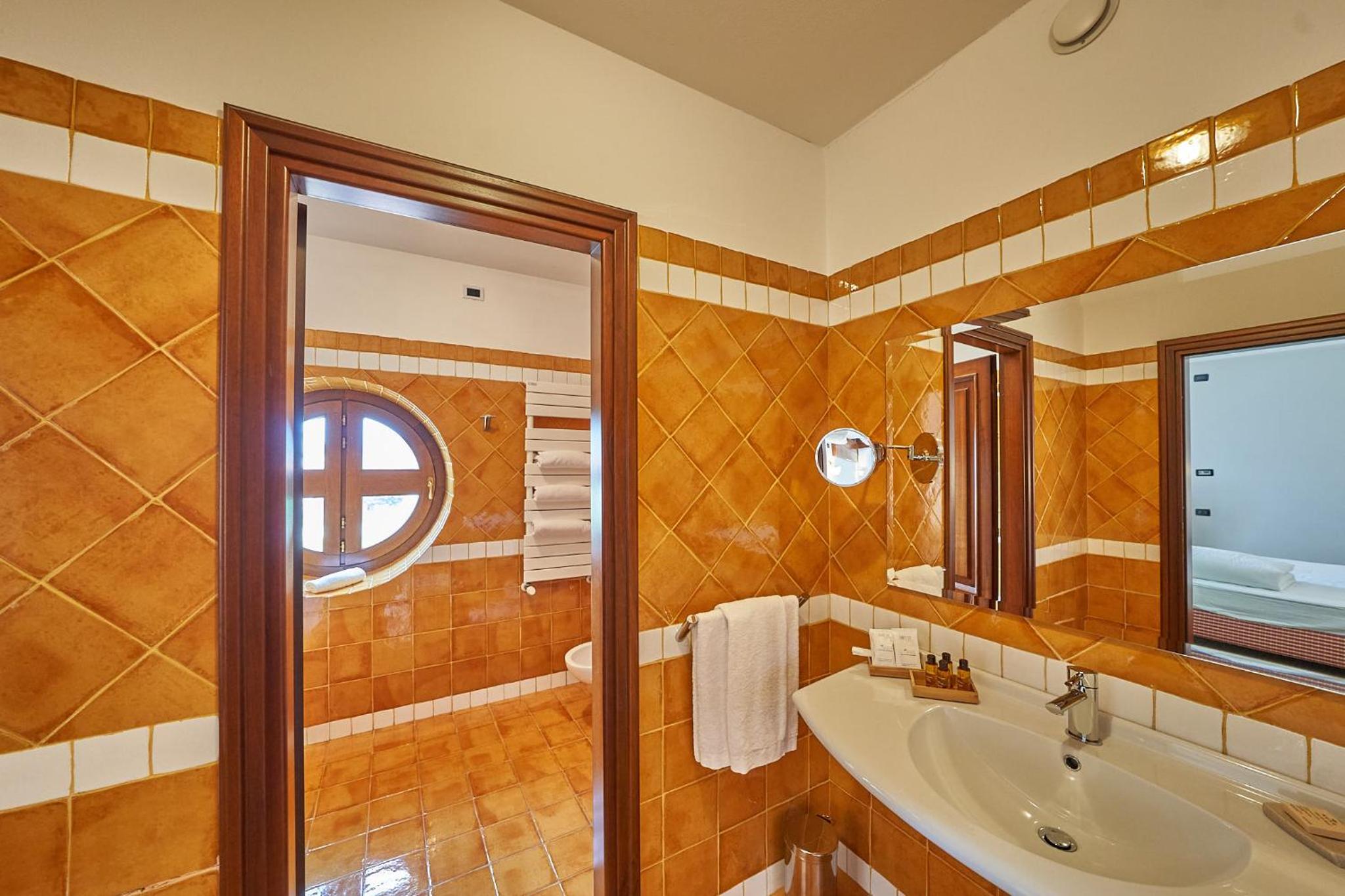 غرفة قياسية ثلاثية، Relais Santo Stefano 5/6