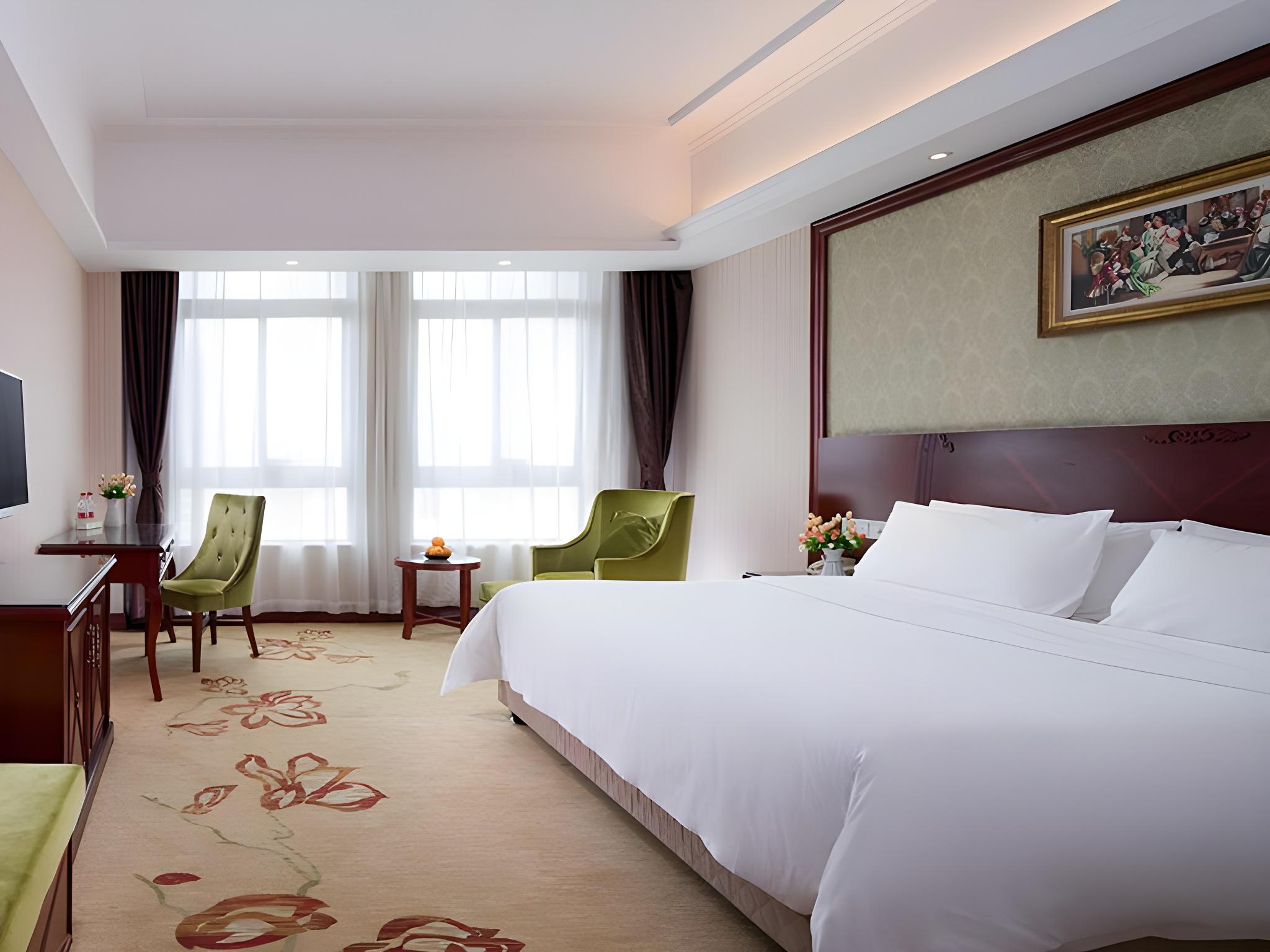 Vienna Hotel Guangzhou Nansha Jinzhou Branch 8/18