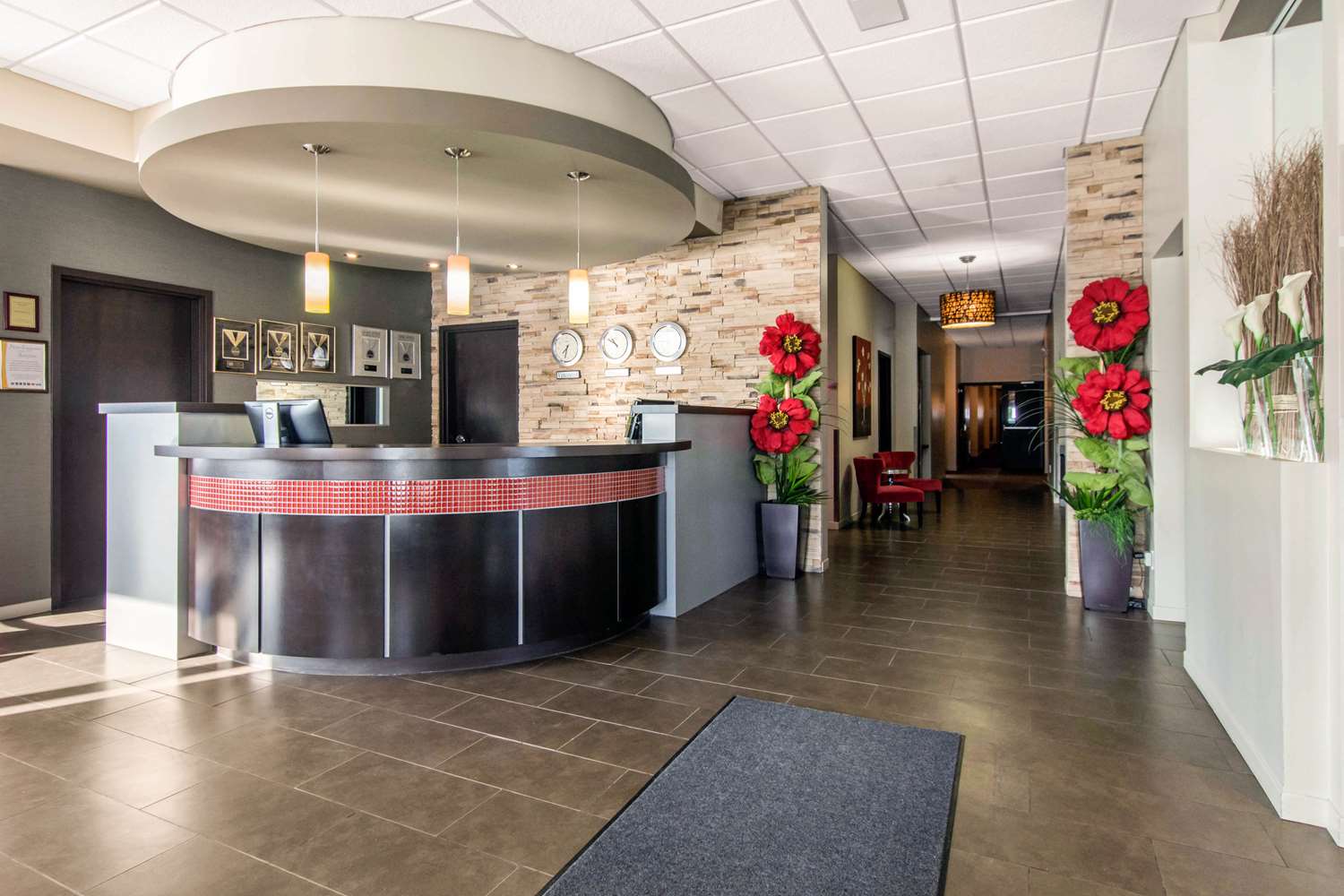 Econo Lodge Inn & Suites Saint-Apollinaire 9/52