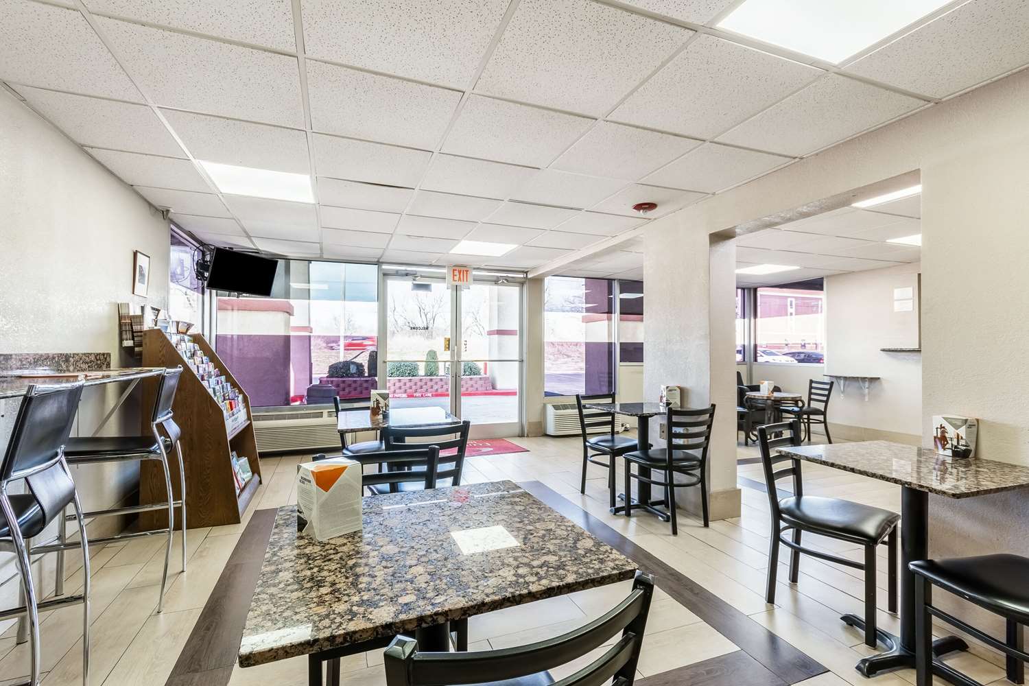 restaurant cafeteria