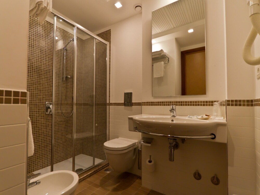 Hotel Serapo 7/58