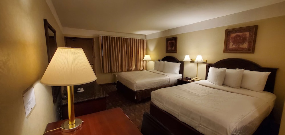 Americas Best Value Inn Chippewa Falls 6/34