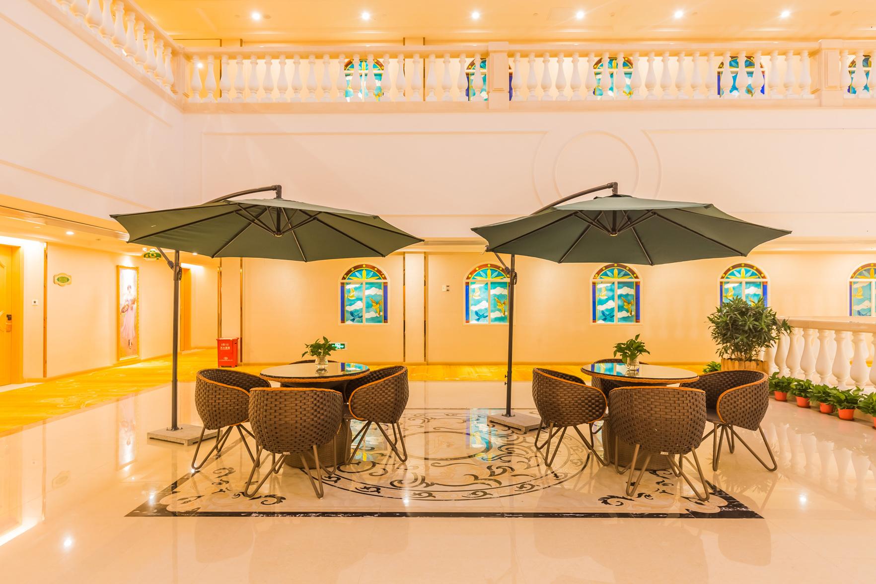 Vienna Hotel (Foshan Wenhua North Road) 4/56