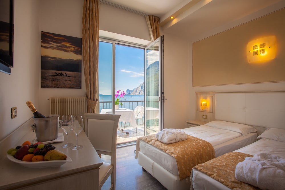Hotel Lido Blu Surf & Bike 8/50
