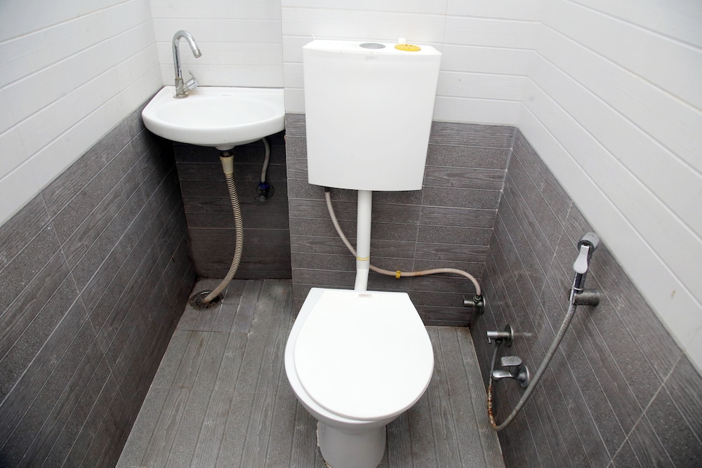 HOTEL SADHBHAV 47/49