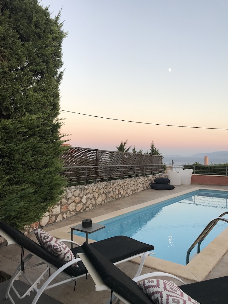 Erofili Villas 13/50