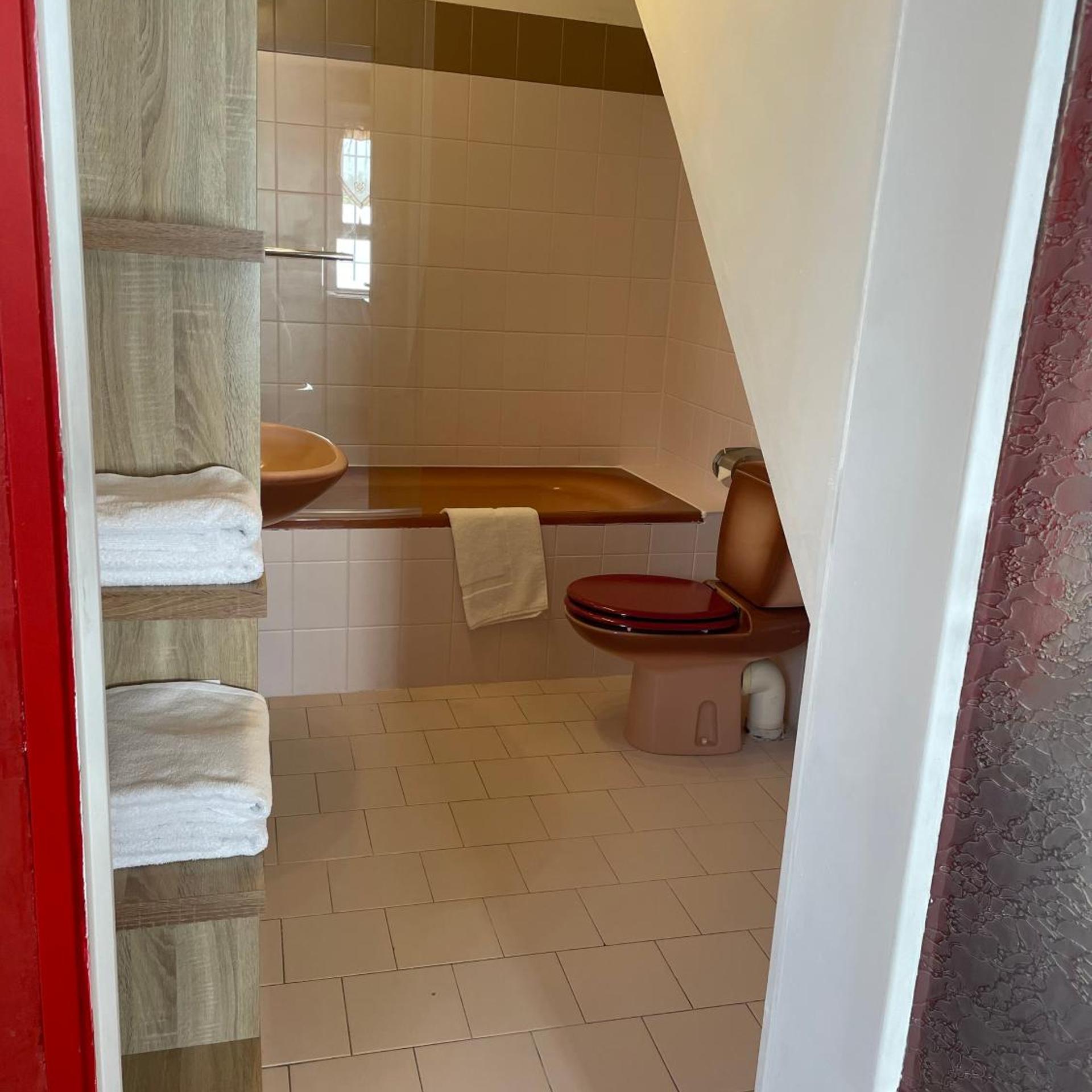 HOTEL LES 3 ROIS 25/50