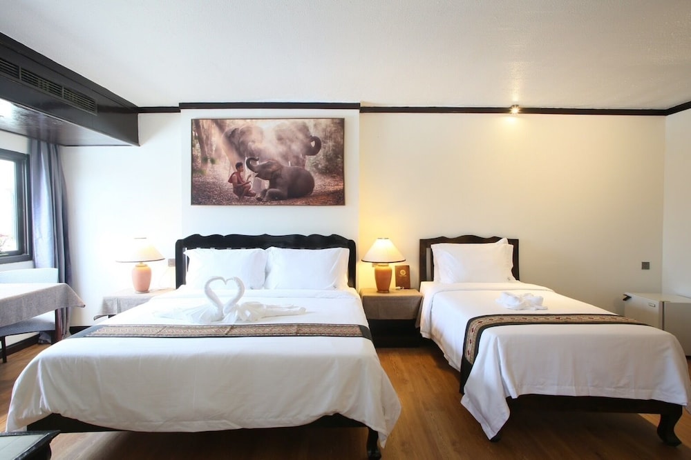 Tapae Place Hotel 21/39
