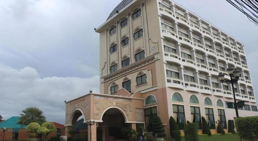 Phitsanulok Orchid Hotel 13/50