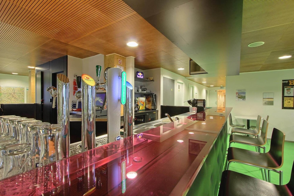 Auberge de Jeunesse Paris Yves Robert 42/50