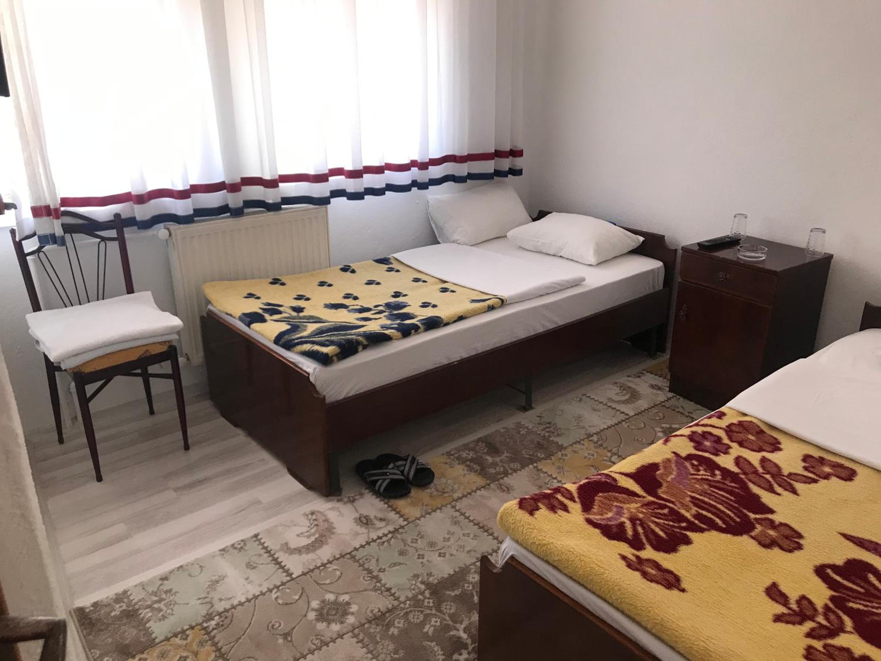 Gumus Hotel 50/50