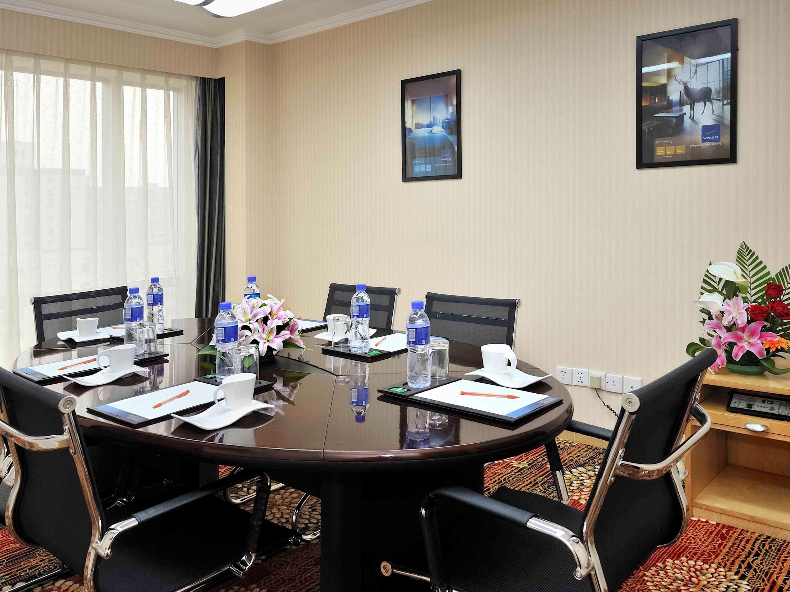Beijing XinQiao Hotel 40/50