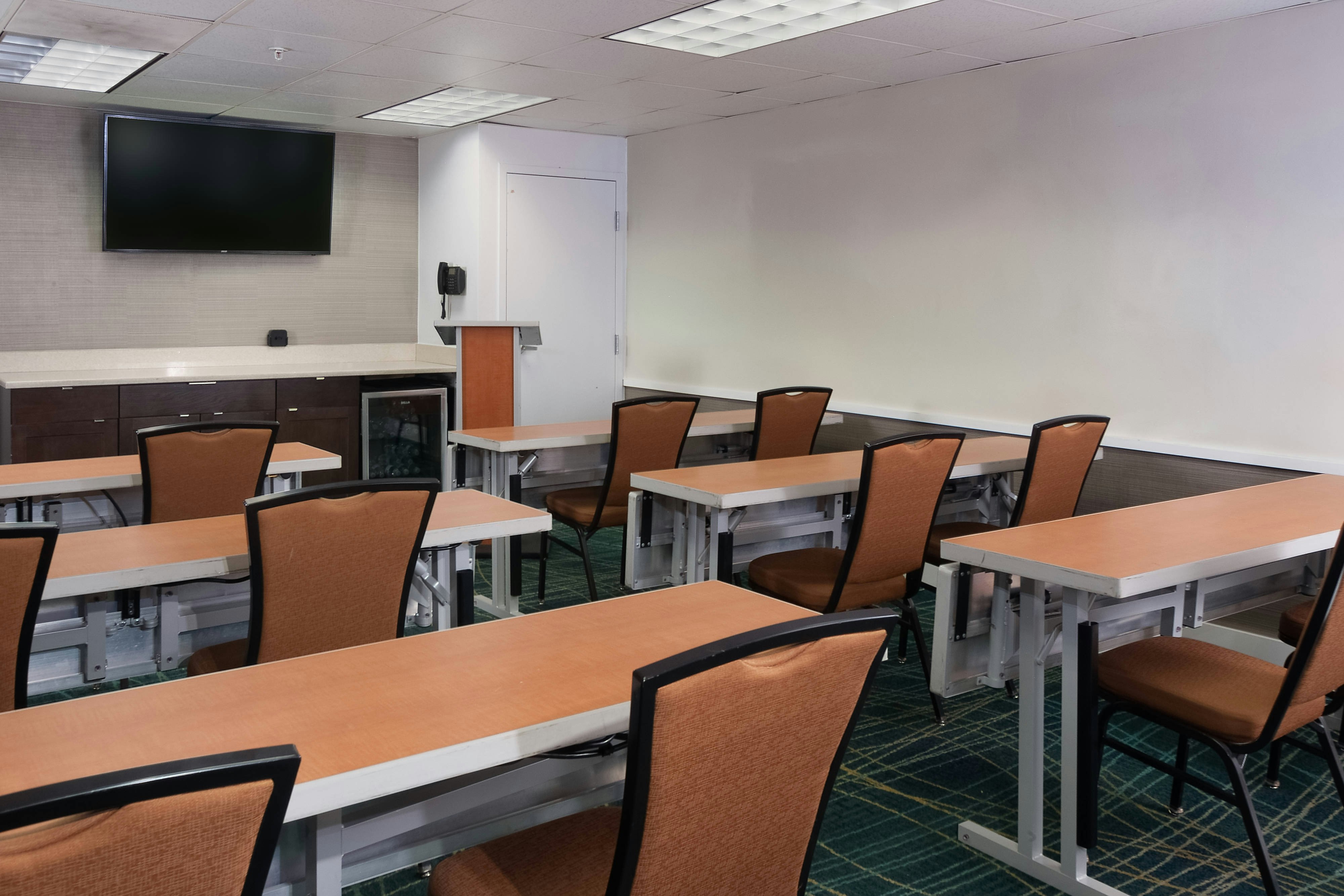 SpringHill Suites Fort Lauderdale Airport 2/2