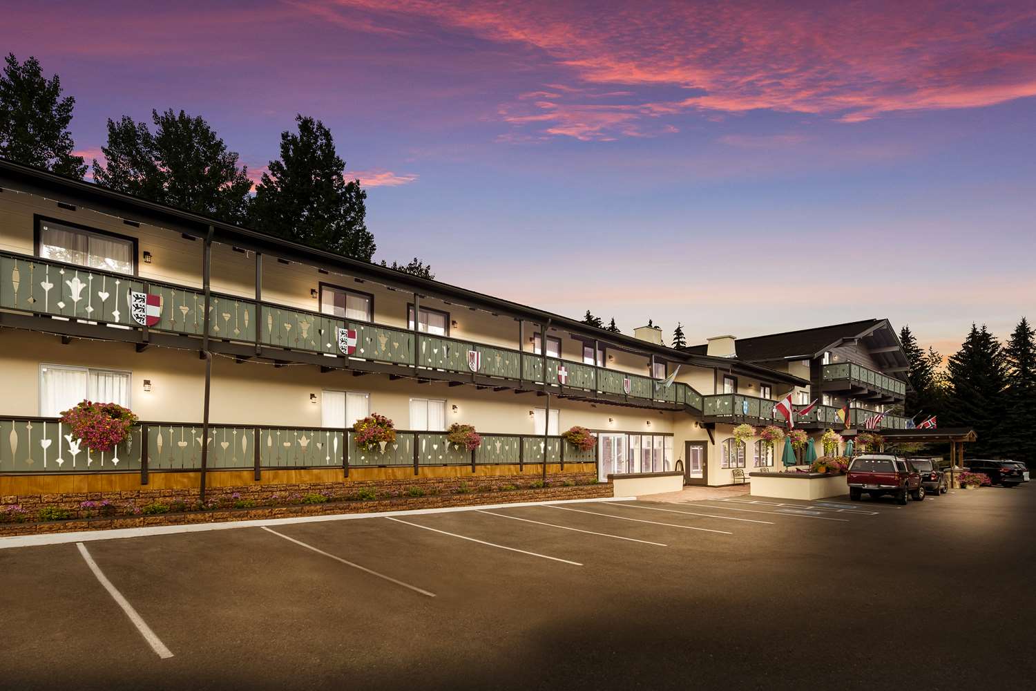 Best Western Tyrolean Lodge 33/68