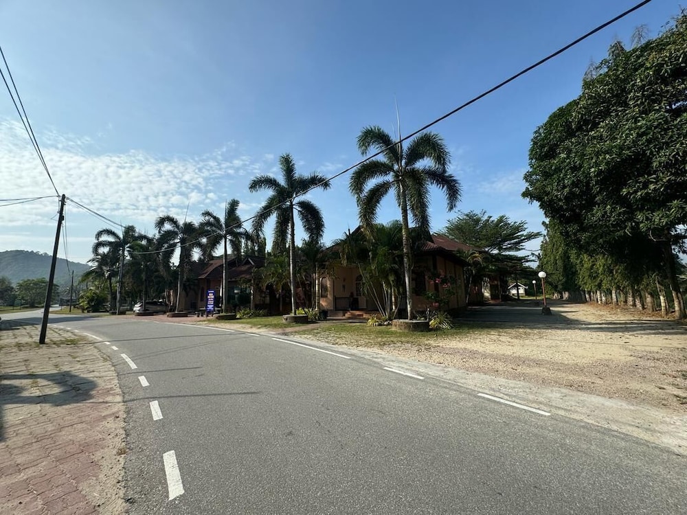 Mersing Beach Resort 22/34