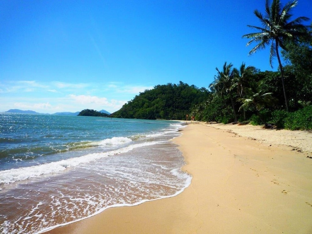 Blue Lagoon Resort 52/60