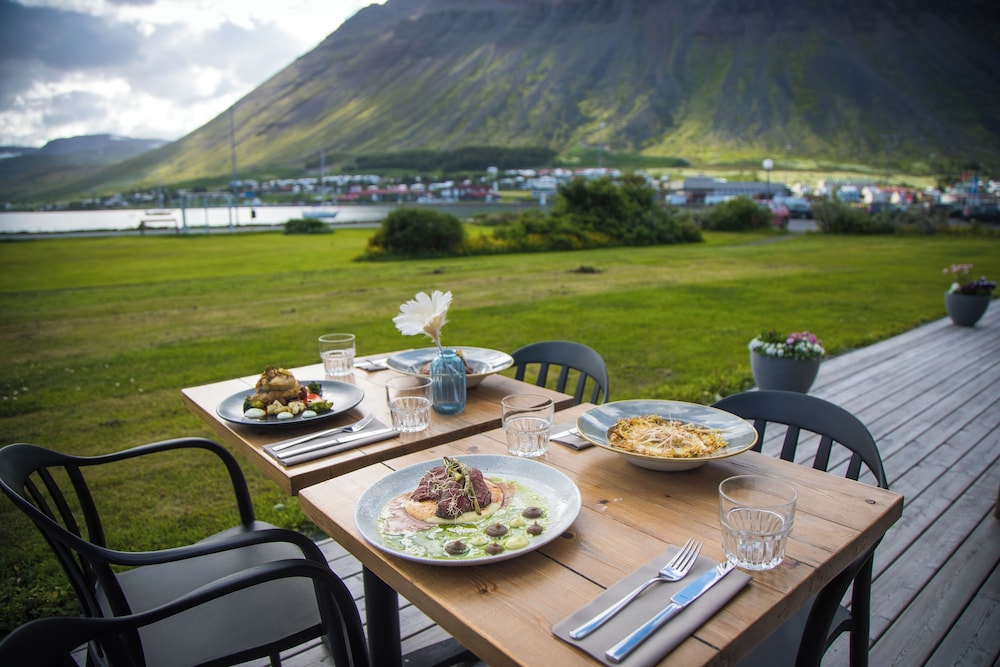 Hotel Isafjordur 35/45