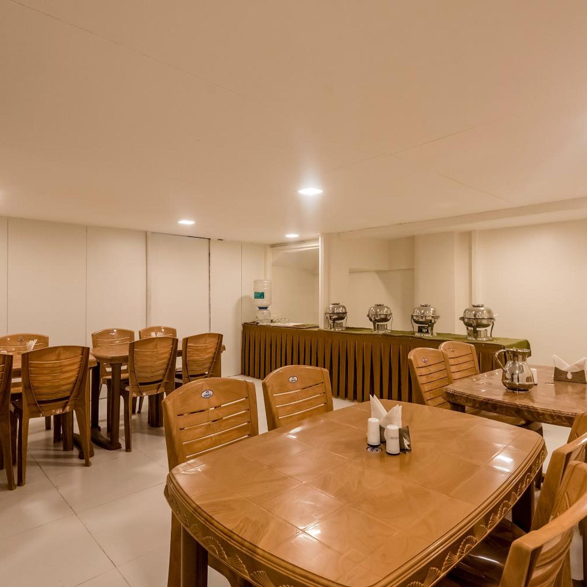 Oyo 8010 Hotel Konar Inn 11/15