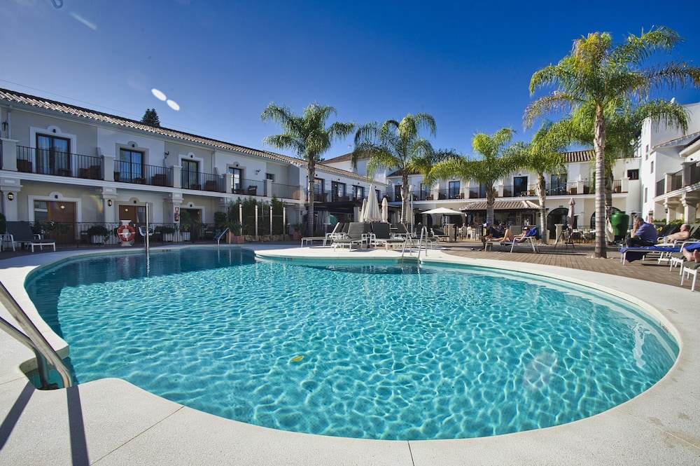 Paloma Blanca Boutique Hotel 32/50
