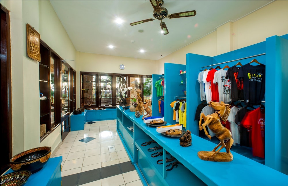 Mangsit Suite By Holiday Resort Lombok 9/39