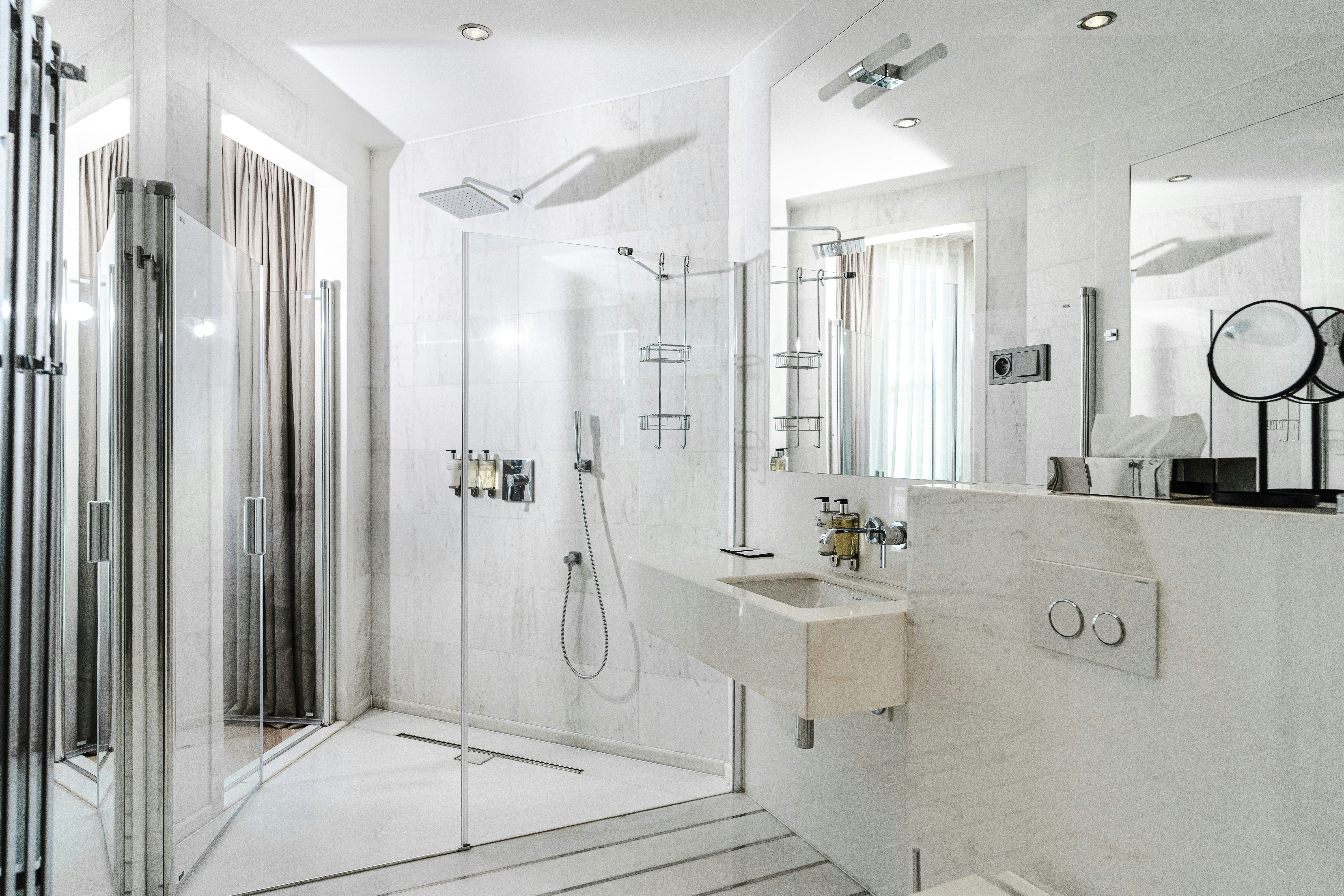 H15 Boutique Hotel, Warsaw, a Member of Design Hotels 24/25