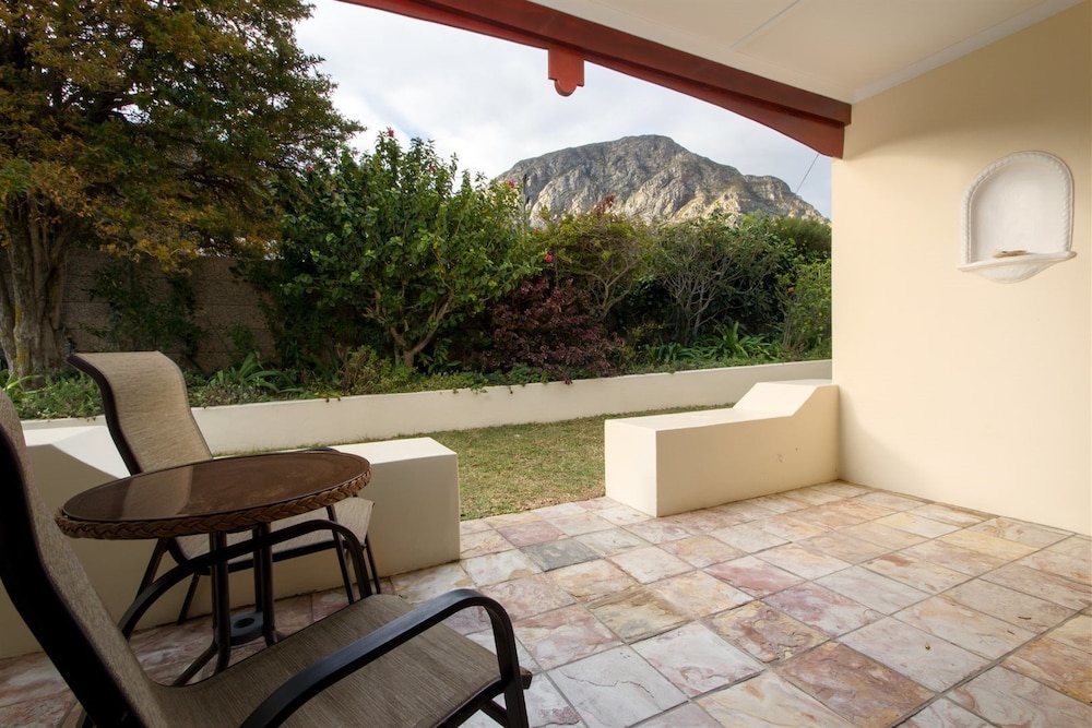 Milkwood Lodge Hermanus 31/35