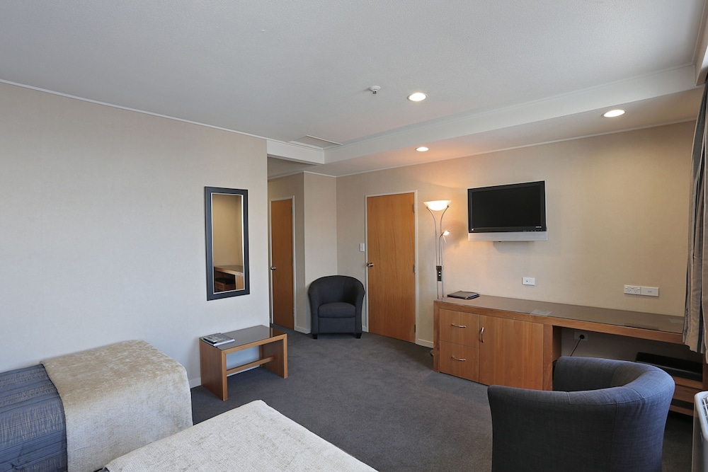 Kelvin Hotel 29/32