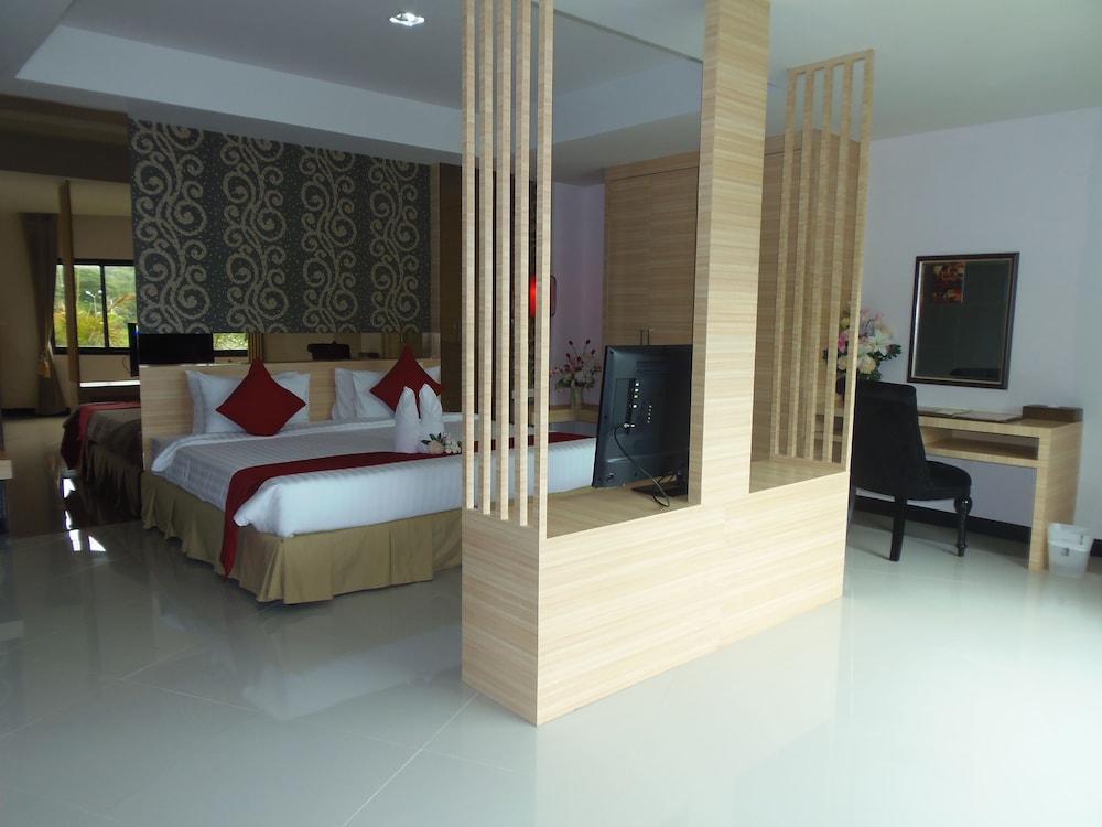 Prelude Hotel 20/69
