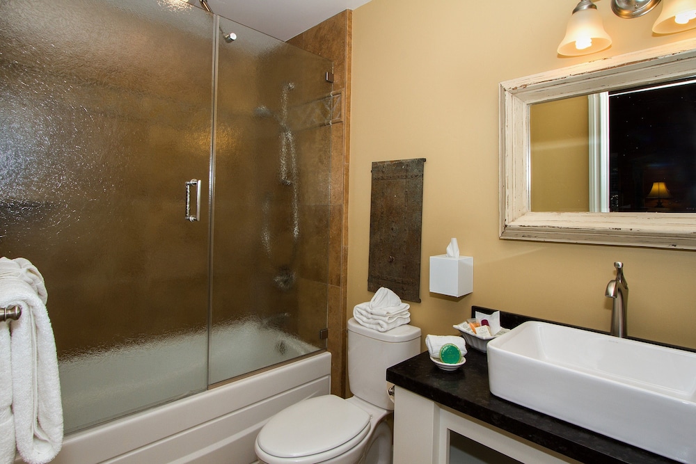 J Patrick House Bed And Breakfast Inn 17/65