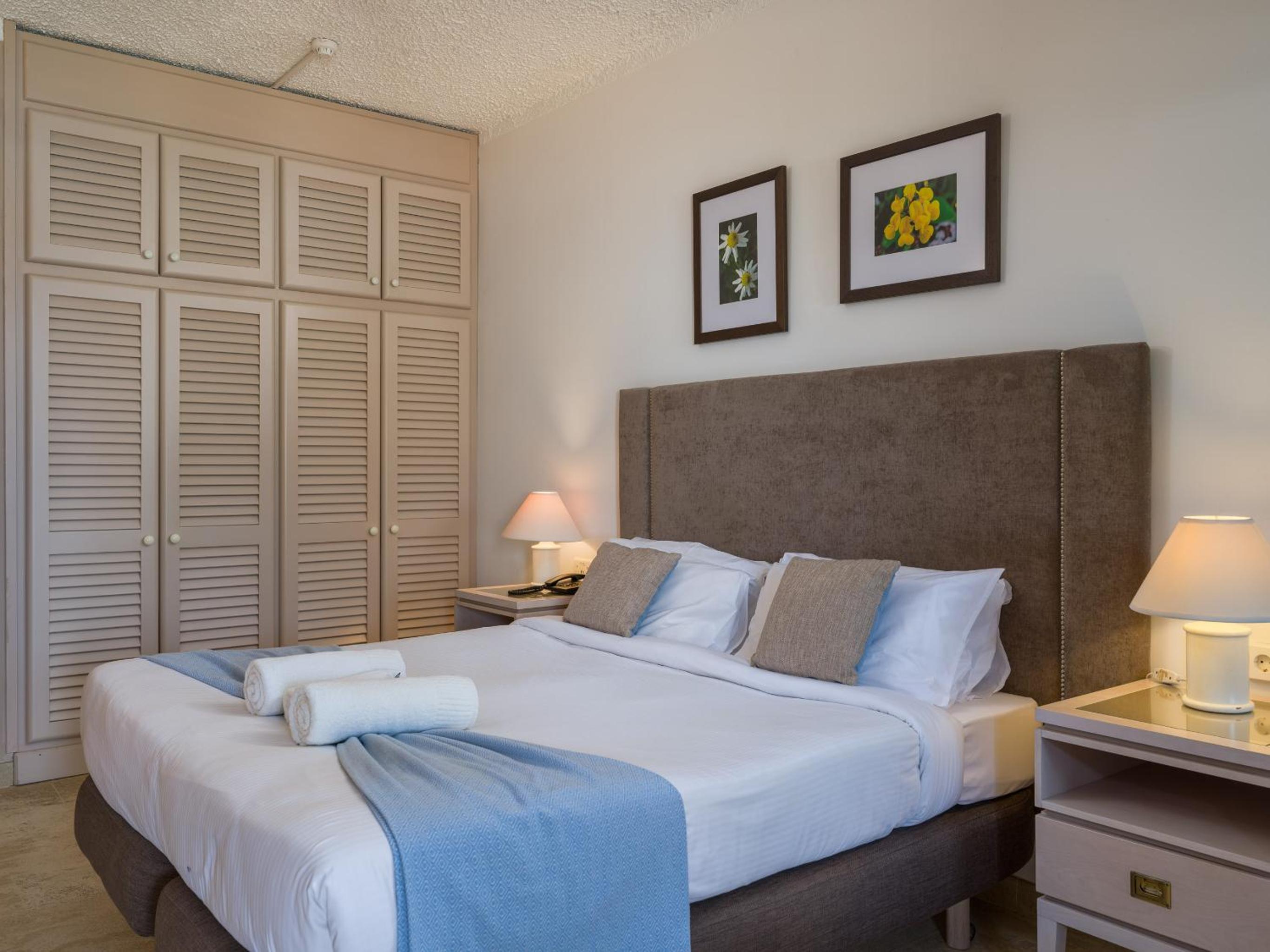 Room, Triple, Double Bed, Hotel Ta Cenc and Spa 4/8