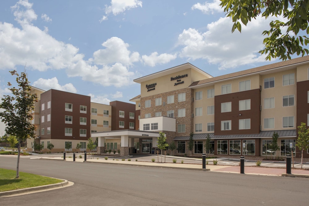 FAIRFIELD INN & SUITES BOULDER BROOMFIELD/INTERLOCKEN 1/59