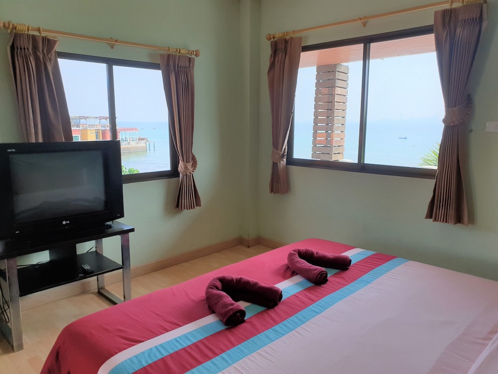 Sea Beach Koh Larn 2 29/38