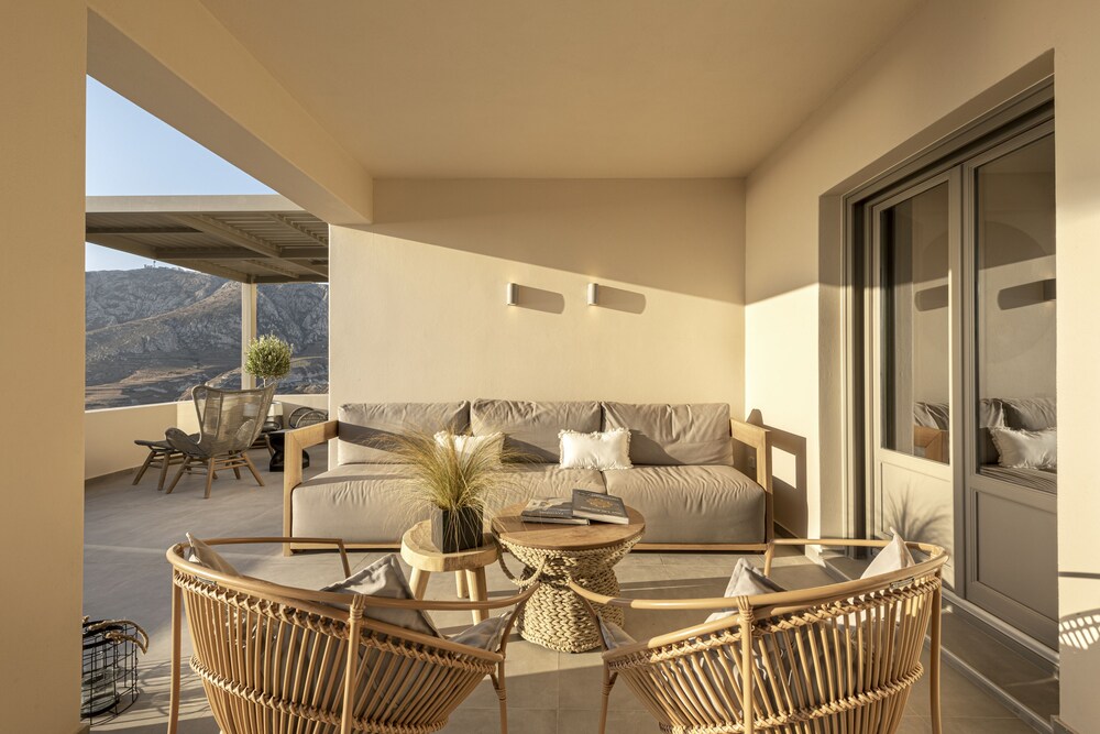 Eolia Luxury Villas 30/50