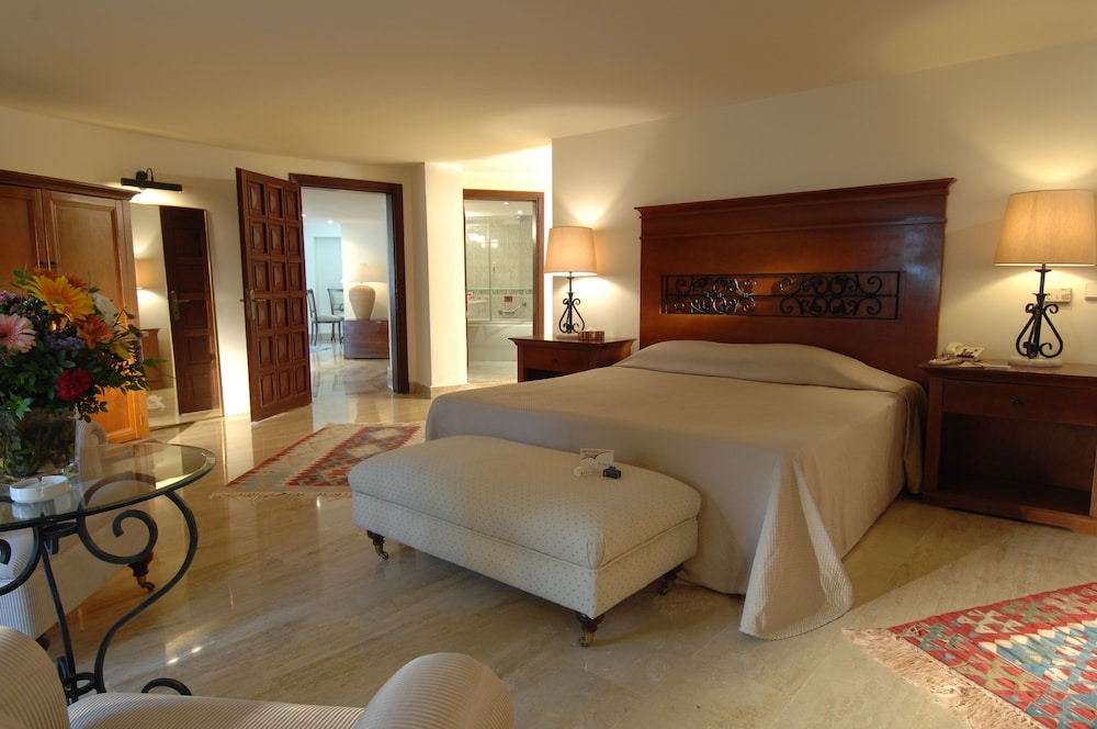 Marti Resort Hotel 17/72