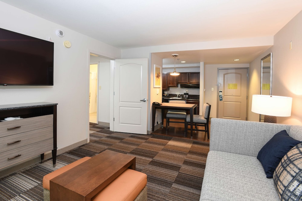 Homewood Suites by Hilton Cincinnati Airport South Florence 38/60