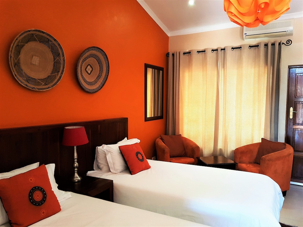 African Roots Guest House 11/50