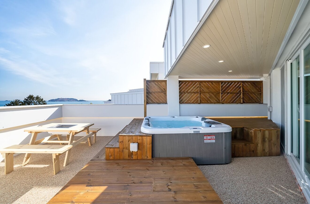 Ocean Terra Resort 19/50