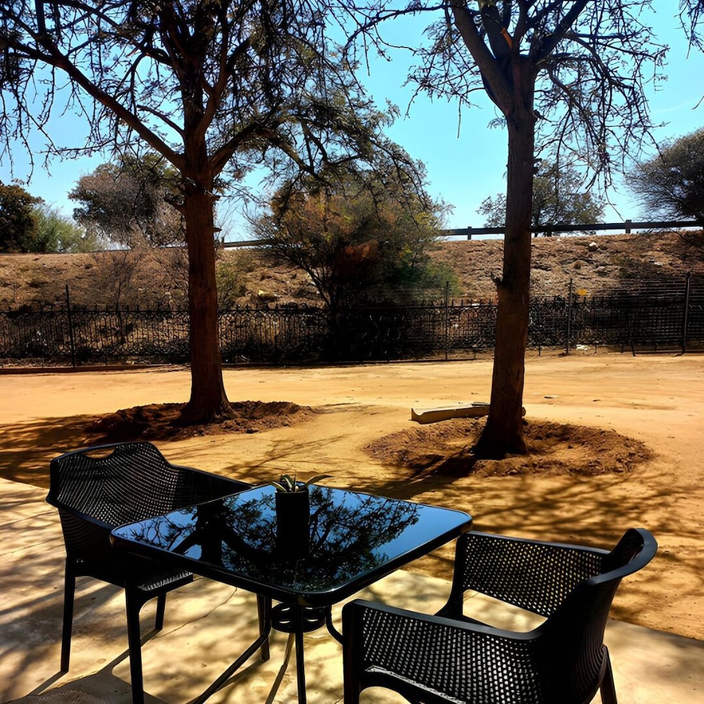 Kate's Nest Guesthouse 36/50