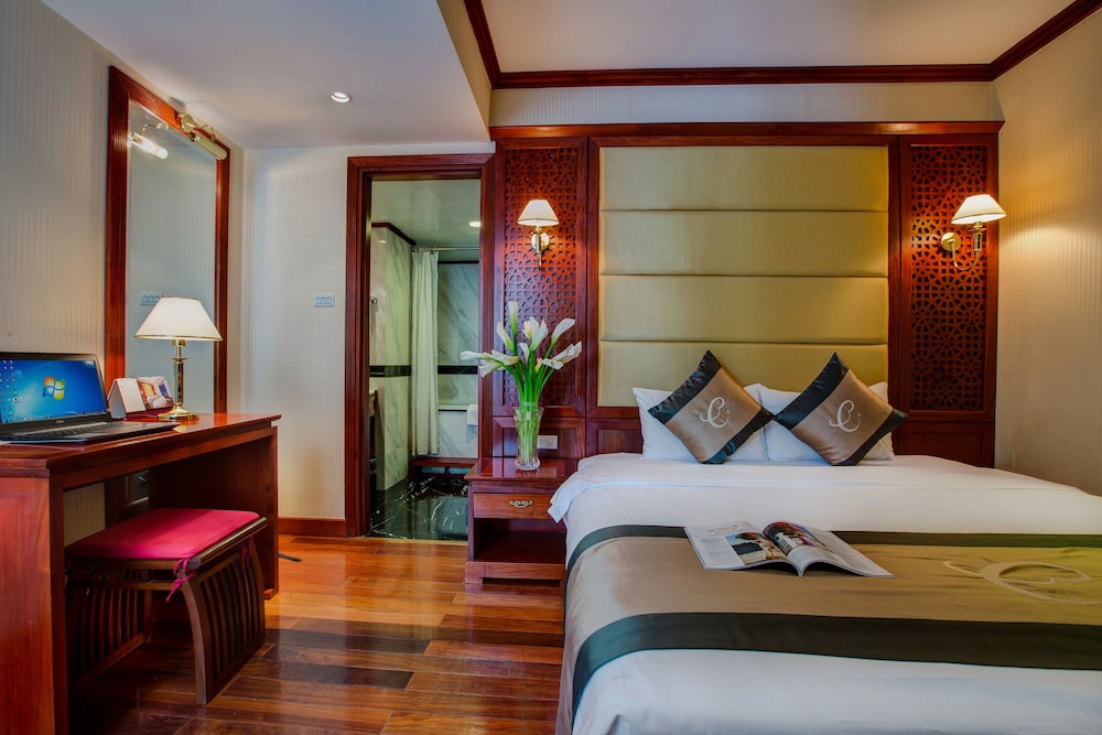 Conifer Boutique Hotel photo4