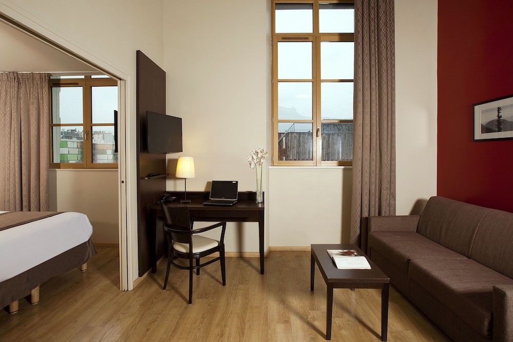 Residhome Grenoble Caserne de Bonne 37/74